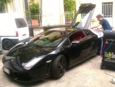ricarica condizionatore Lamborghini